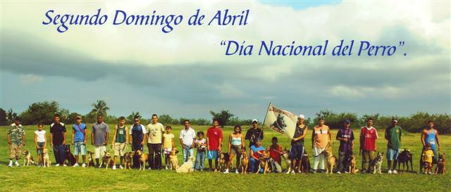 Algunos miembros del Club Canino de Manzanillo en 2008. 1507.jpg